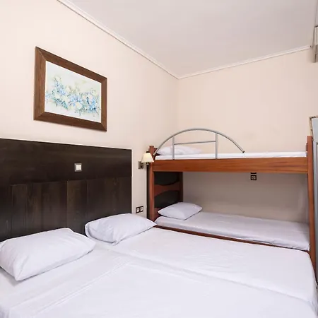 Отель Grandotel 4*