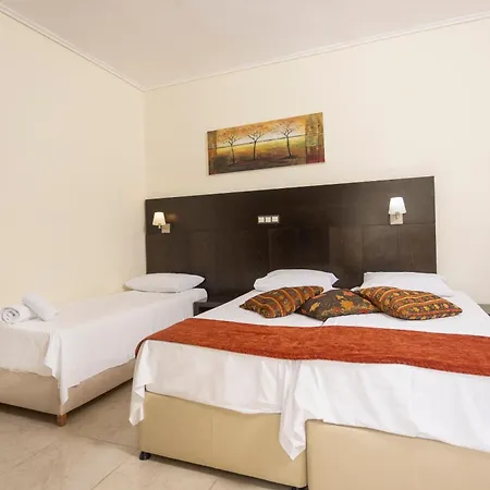 فندق Grandotel 4*